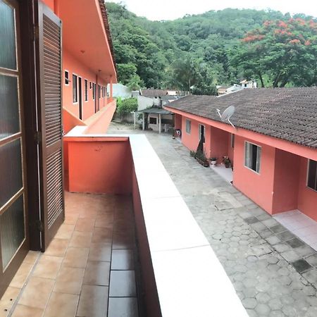 Kitinetes em Guaratuba Exterior foto